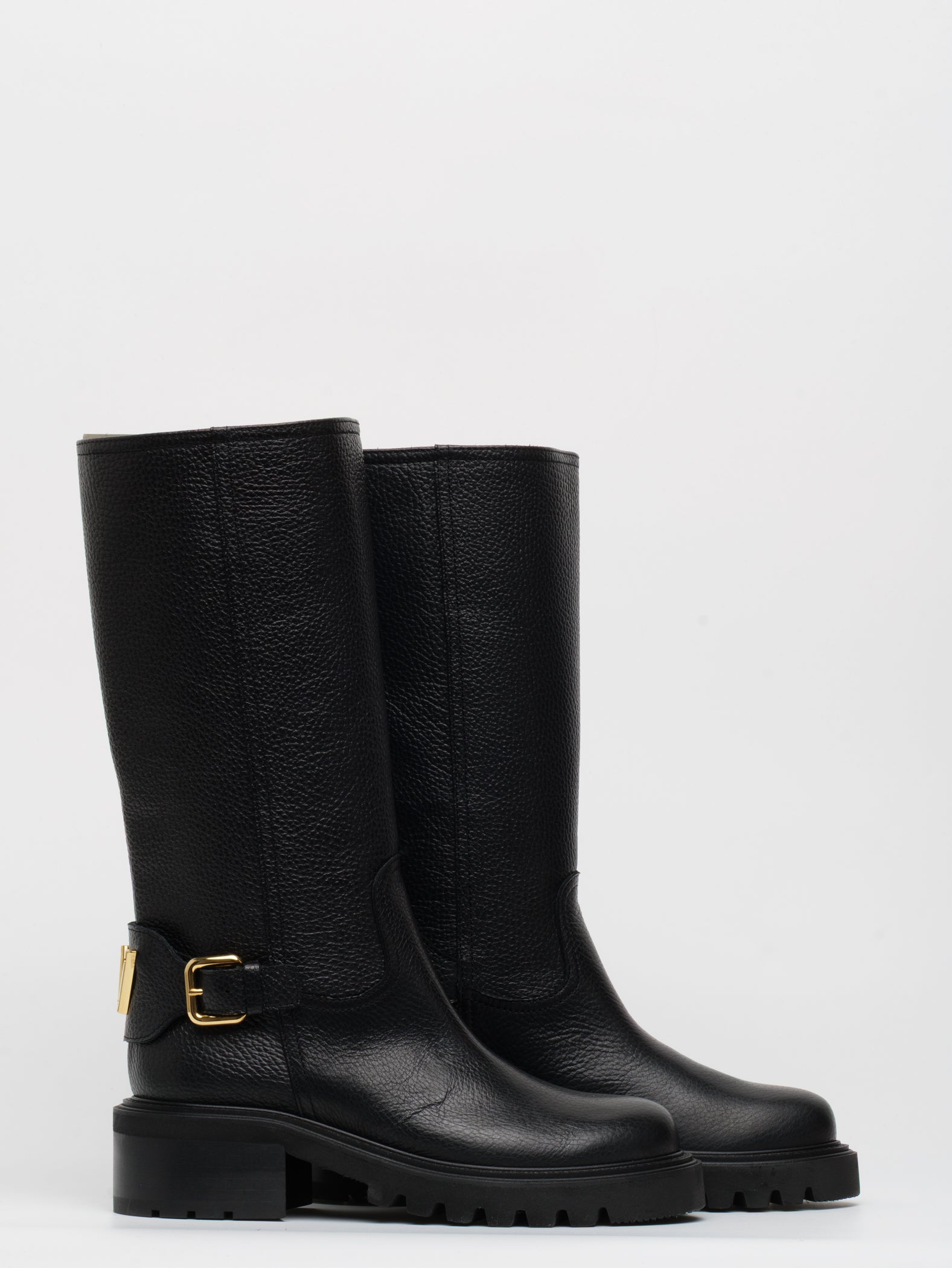 Biker in pelle martellata